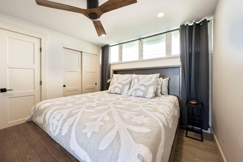 Hale Ono Loa 403- Top Floor, Ocean View, & Complete Modern Remodel Appartement Kahana Buitenkant foto