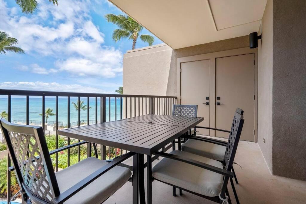 Hale Ono Loa 403- Top Floor, Ocean View, & Complete Modern Remodel Appartement Kahana Buitenkant foto