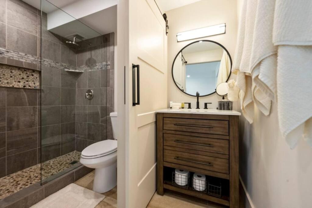 Hale Ono Loa 403- Top Floor, Ocean View, & Complete Modern Remodel Appartement Kahana Buitenkant foto